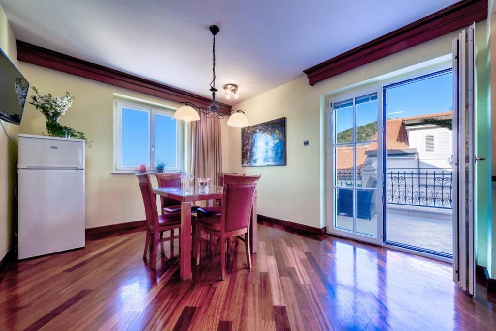 Seafront Apartment Duo Vis Eksteriør bilde